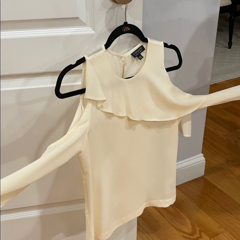 Like NEW top shop blouse. Size 4